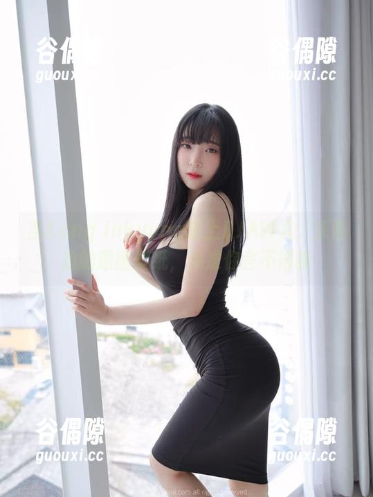 当Kang Inkyung遇上DJAWA：泳池边的原图壁纸，保准你舍不得换